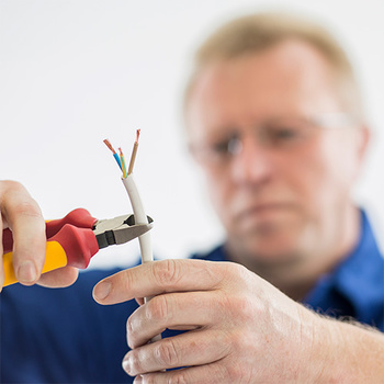 DGUV Vorschrift 3 Check bei Elektro Jacob e.K. in Karben