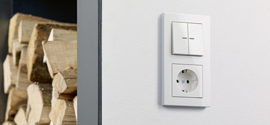 JUNG KNX Taster F 10 bei Elektro Jacob e.K. in Karben