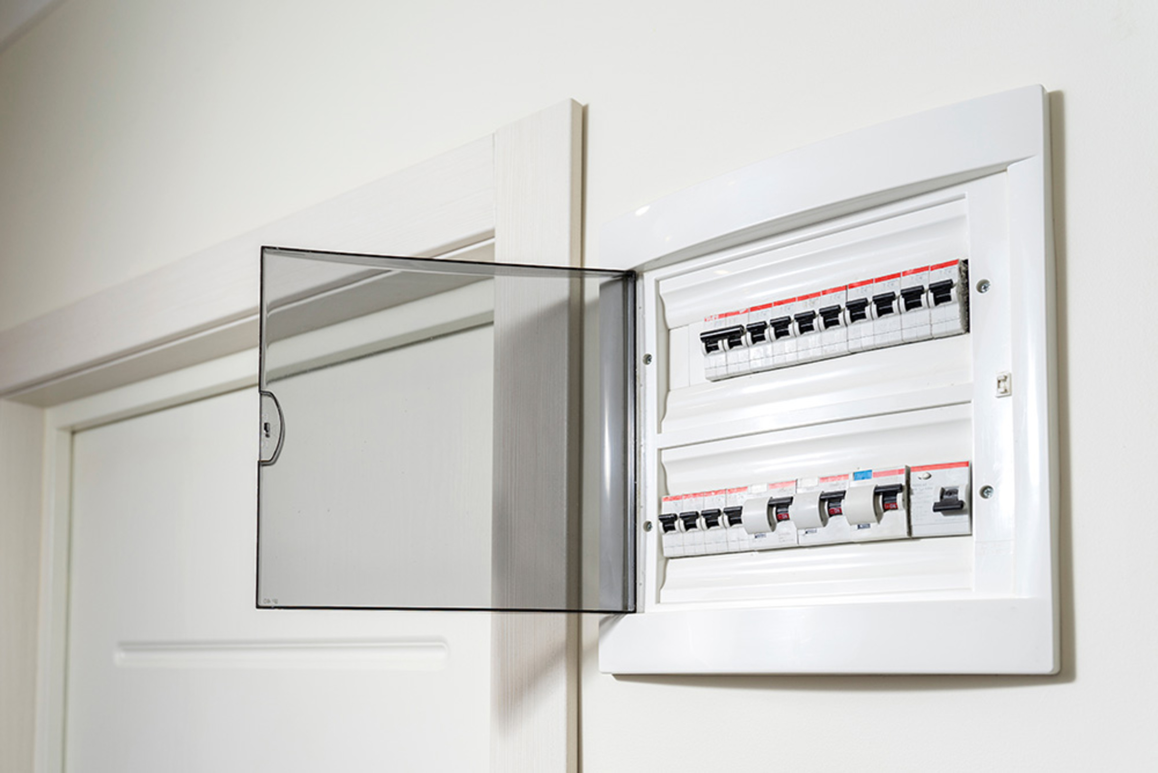 Über­spannungs­schutz bei Elektro Jacob e.K. in Karben