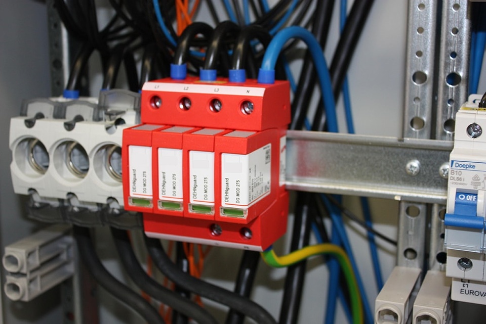 U berspannungsschutz bei Elektro Jacob e.K. in Karben